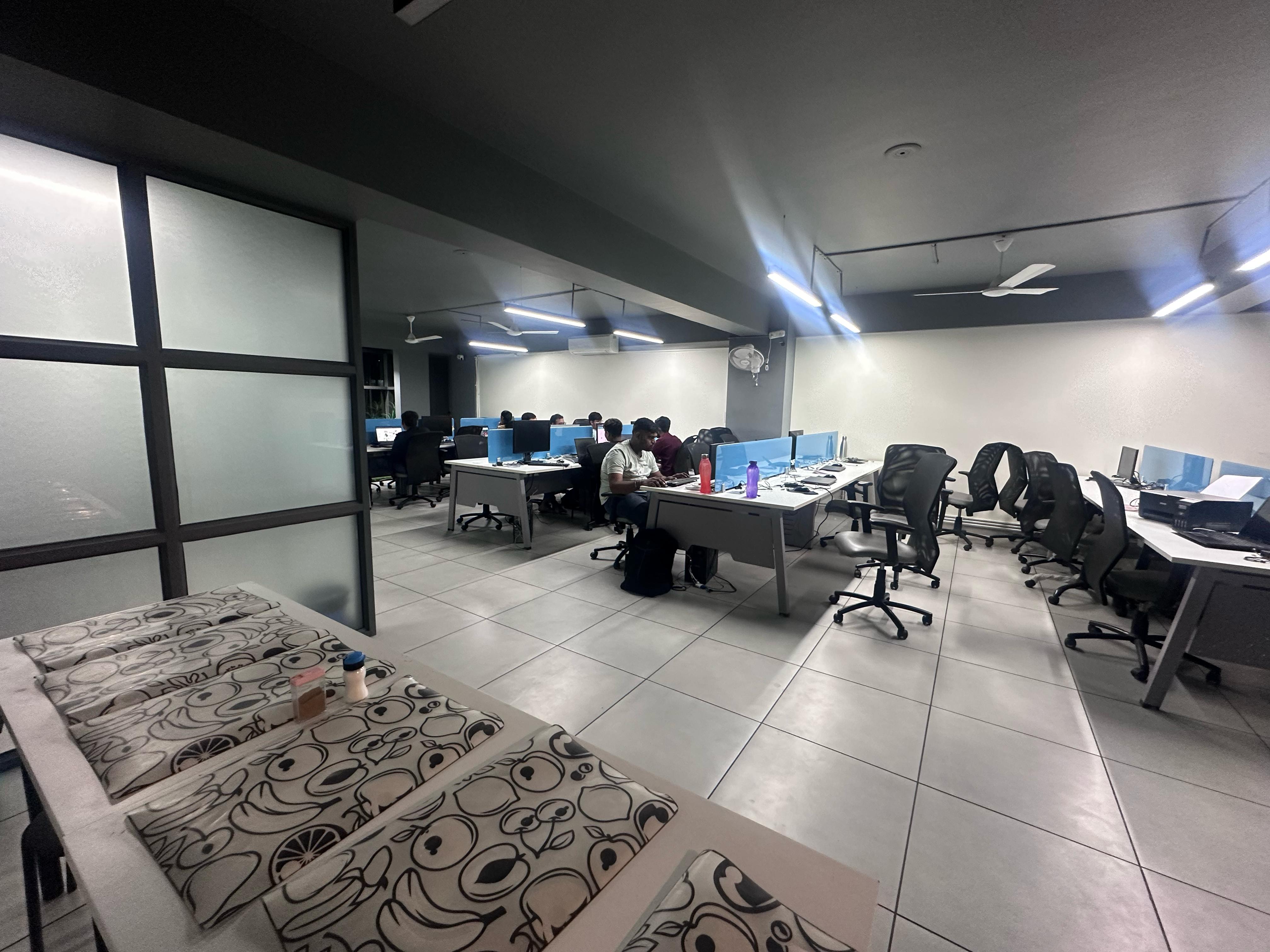2222 Sq. Ft. Commercial Office for Rent in Science City Ahmedabad - Media 16