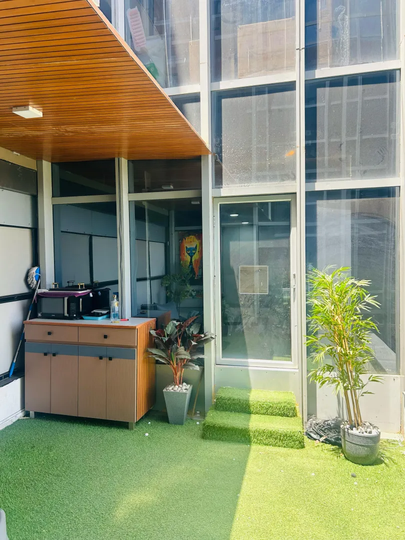 814 Sq. Ft. Commercial Office for Rent in Naranpura Ahmedabad - Media 19