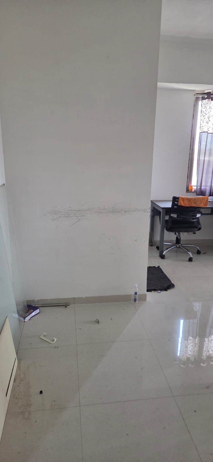 1070 Sq. Ft. Commercial Office for Rent in Gota Ahmedabad - Media 9