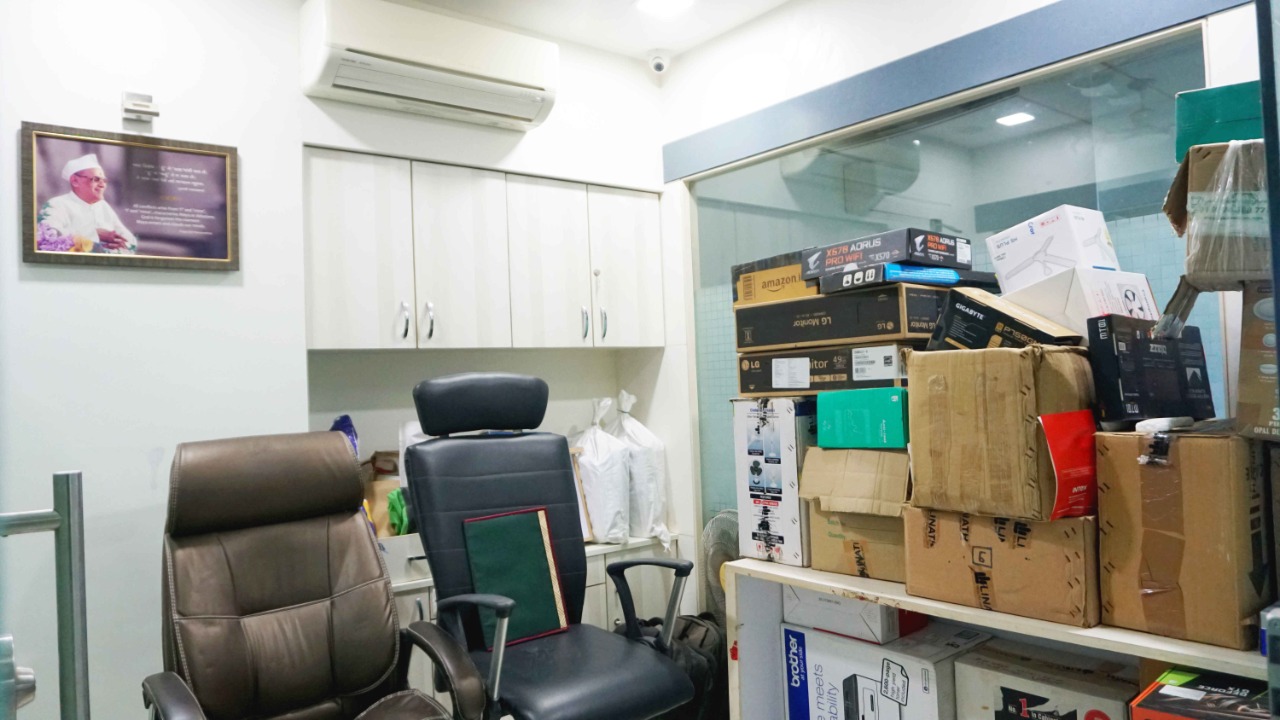 1511 Sq. Ft. Commercial Office for Rent in Sola Ahmedabad - Media 10