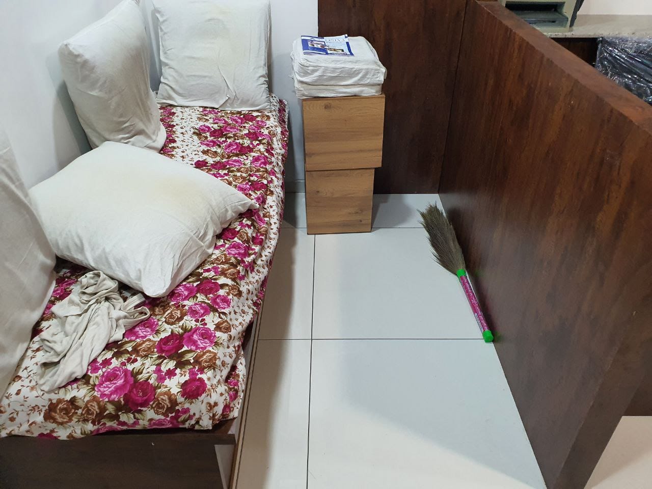 610 Sq. Ft. Commercial Office for Rent in Gota Ahmedabad