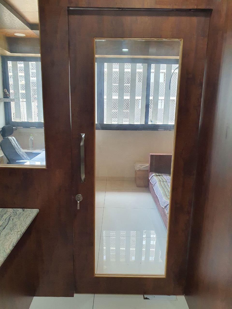 610 Sq. Ft. Commercial Office for Rent in Gota Ahmedabad - Media 11