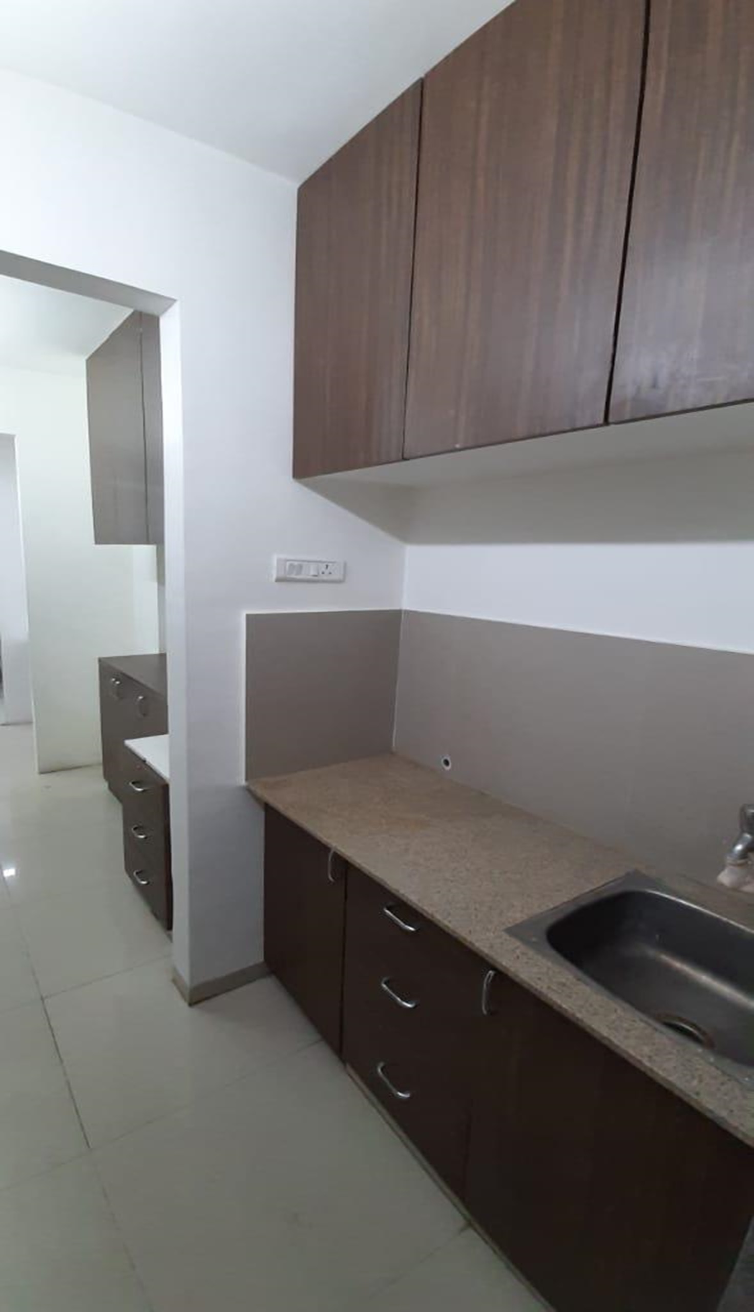 1120 Sq. Ft. Commercial Office for Rent in Vastrapur Ahmedabad - Media 4