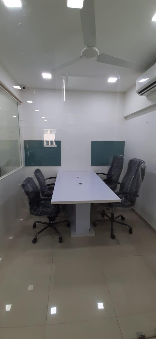 1120 Sq. Ft. Commercial Office for Rent in Vastrapur Ahmedabad - Media 10