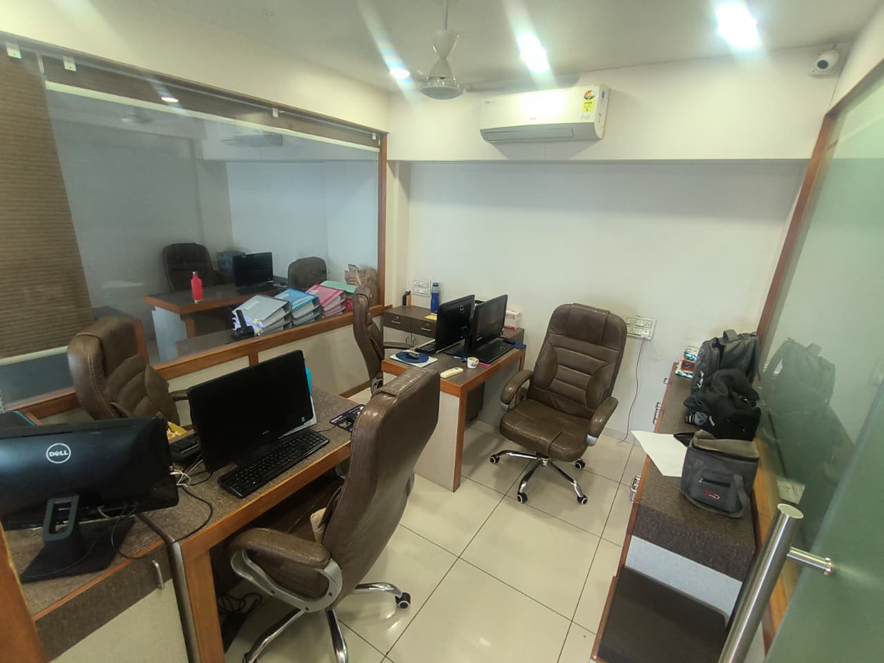 1400 Sq. Ft. Commercial Office for Rent in Science City Ahmedabad - Media 6