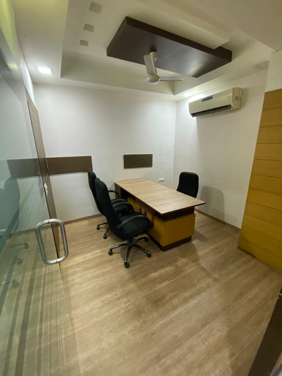 1441 Sq. Ft. Commercial Office for Rent in Sola Ahmedabad - Media 11