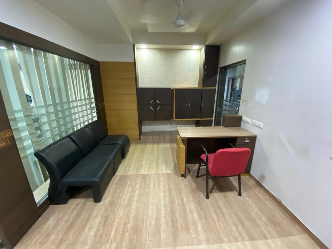 1441 Sq. Ft. Commercial Office for Rent in Sola Ahmedabad - Media 12