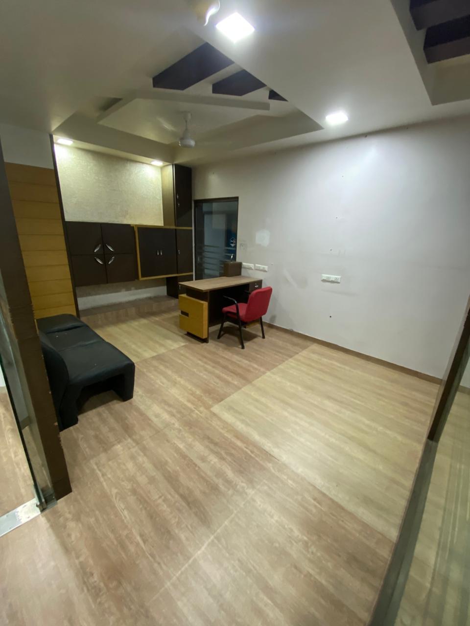 1441 Sq. Ft. Commercial Office for Rent in Sola Ahmedabad - Media 4
