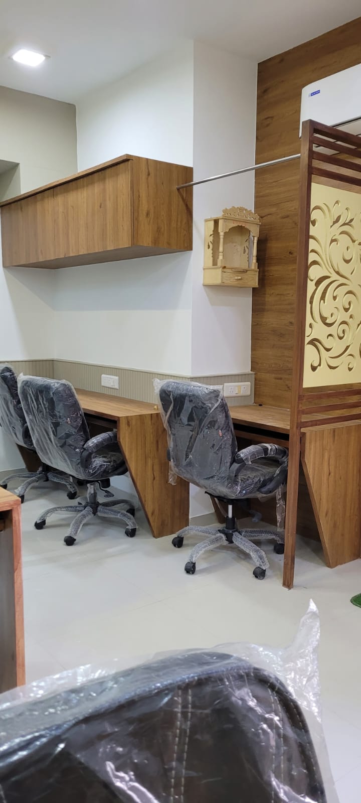 723 Sq. Ft. Commercial Office for Rent in Gota Ahmedabad - Media 7