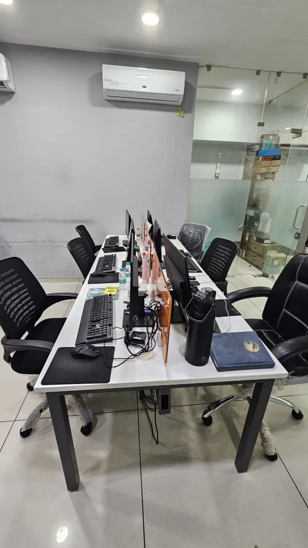 920 Sq. Ft. Commercial Office for Rent in Gota Ahmedabad - Media 3