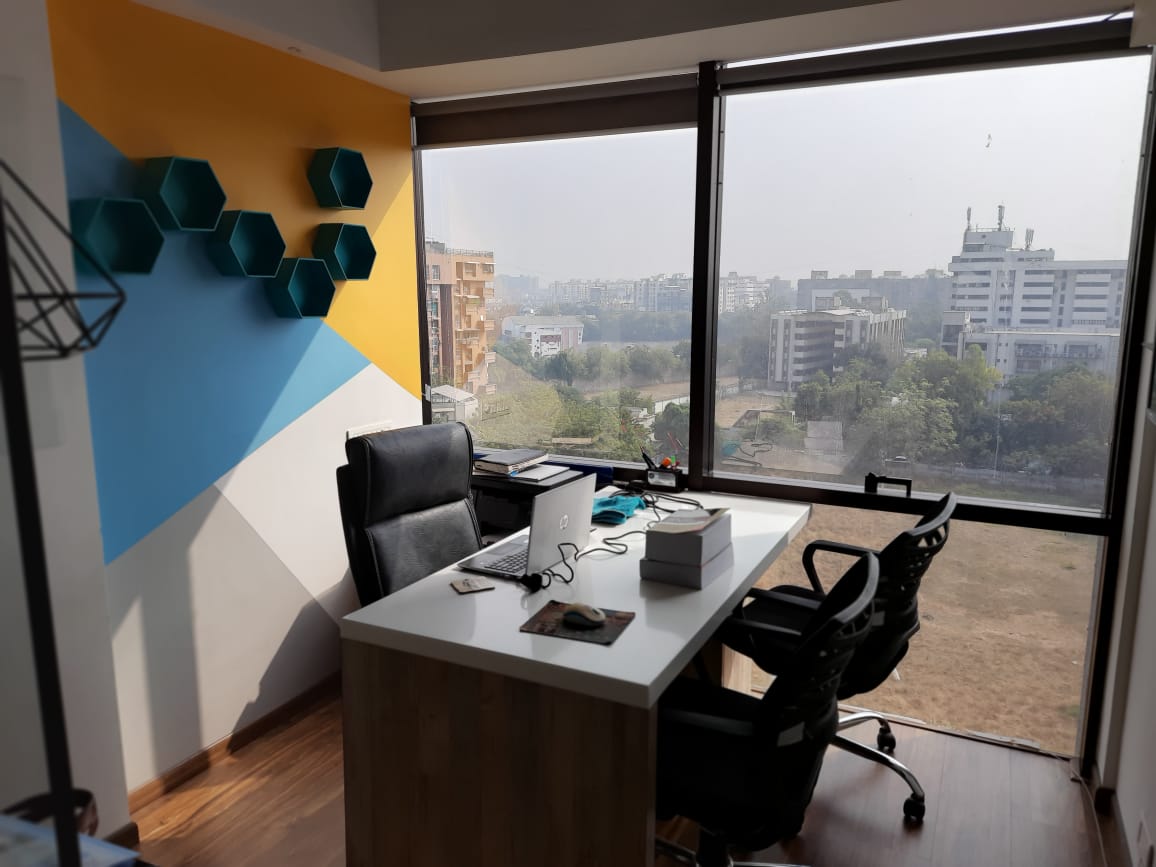 510 Sq. Ft. Commercial Office for Rent in Drive In Road Ahmedabad - Media 5