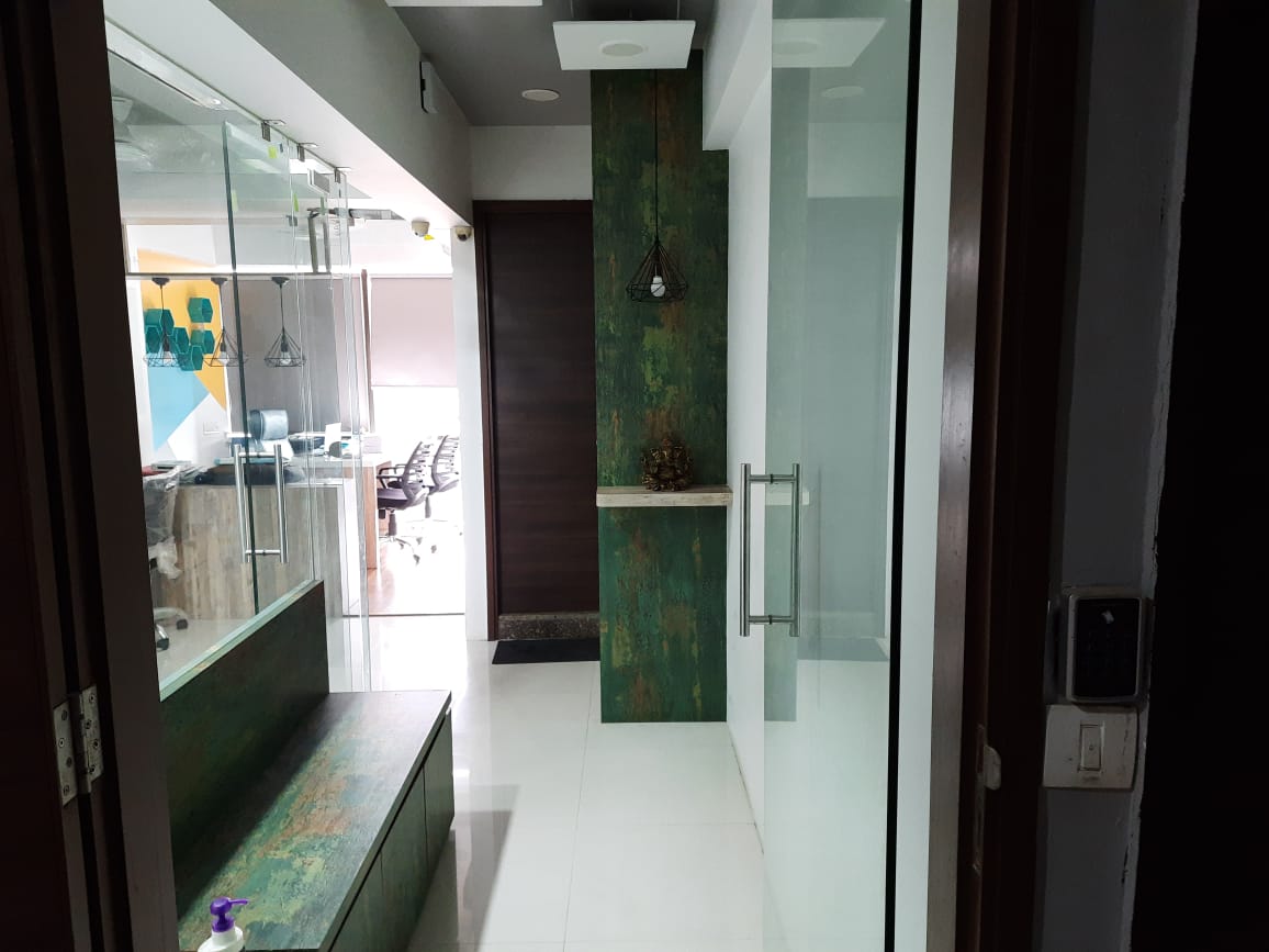 510 Sq. Ft. Commercial Office for Rent in Drive In Road Ahmedabad - Media 2