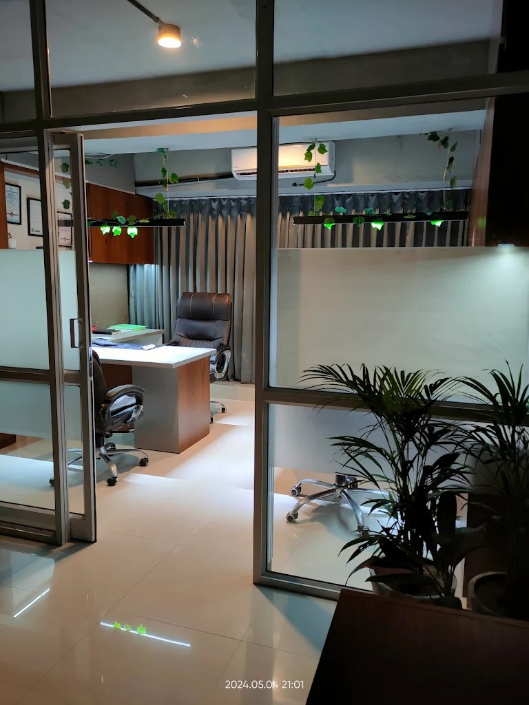 753 Sq. Ft. Commercial Office for Rent in Sola Ahmedabad - Media 3