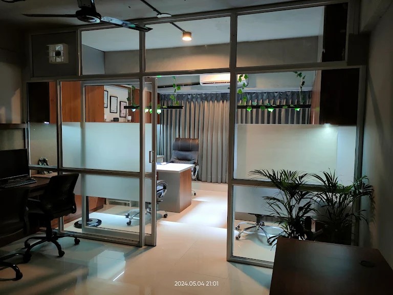 753 Sq. Ft. Commercial Office for Rent in Sola Ahmedabad - Media 8