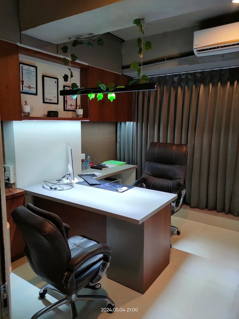 753 Sq. Ft. Commercial Office for Rent in Sola Ahmedabad - Media 9