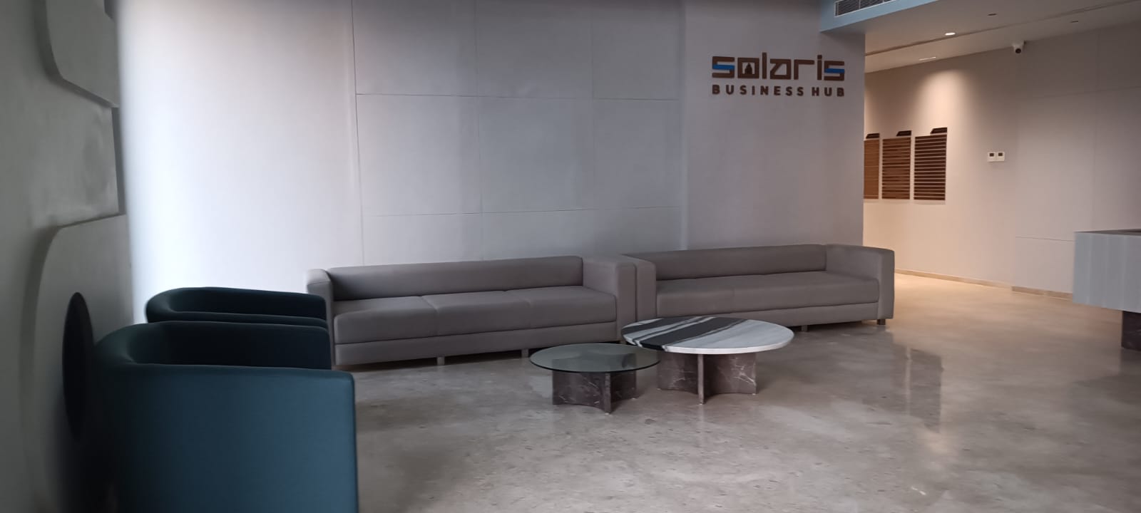 975 Sq. Ft. Commercial Office for Rent in Sola Ahmedabad - Media 4