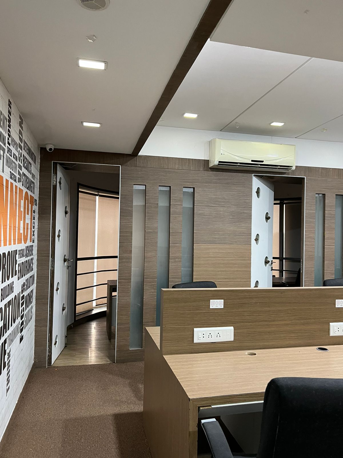 1600 Sq. Ft. Commercial Office for Rent in Gulbai Tekra Ahmedabad - Media 6
