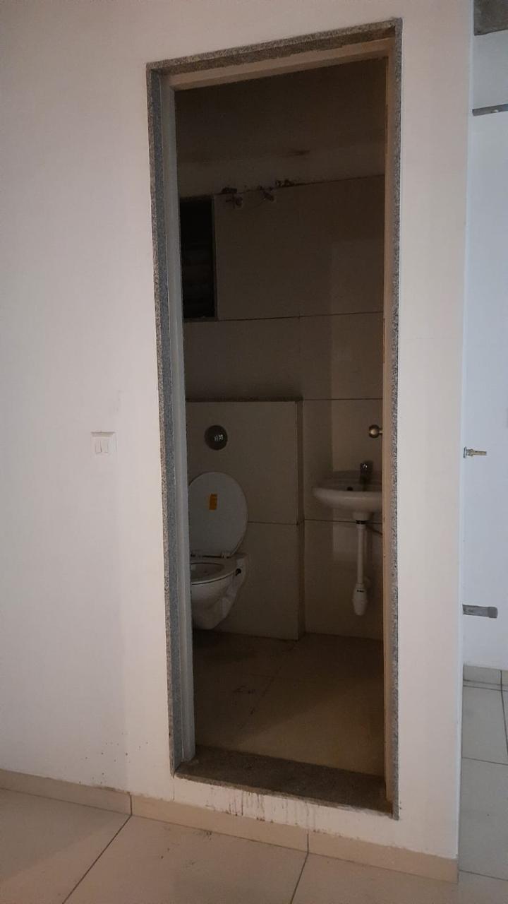 440 Sq. Ft. Commercial Office for Rent in Ashram Road Ahmedabad - Media 3