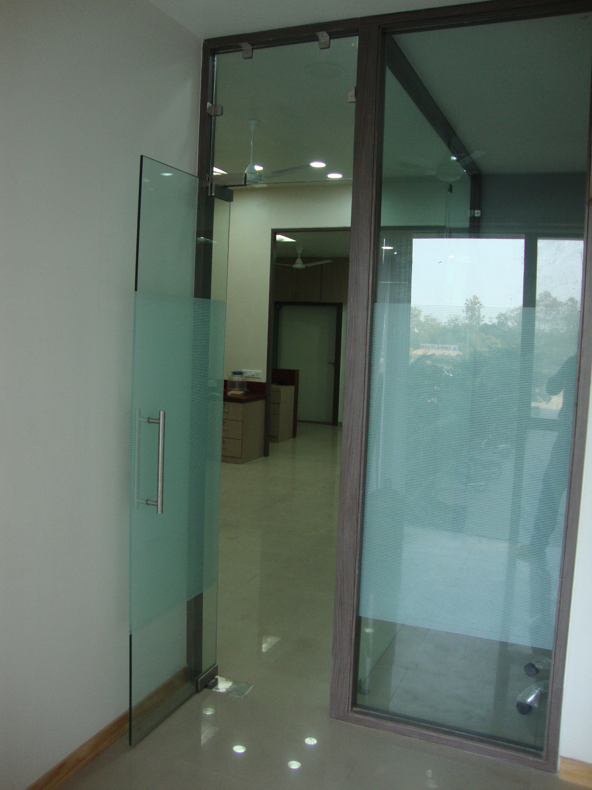 1450 Sq. Ft. Commercial Office for Rent in Sola Ahmedabad - Media 7