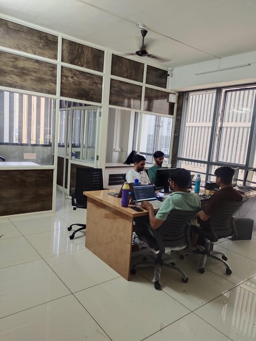 750 Sq. Ft. Commercial Office for Rent in Gota Ahmedabad - Media 2