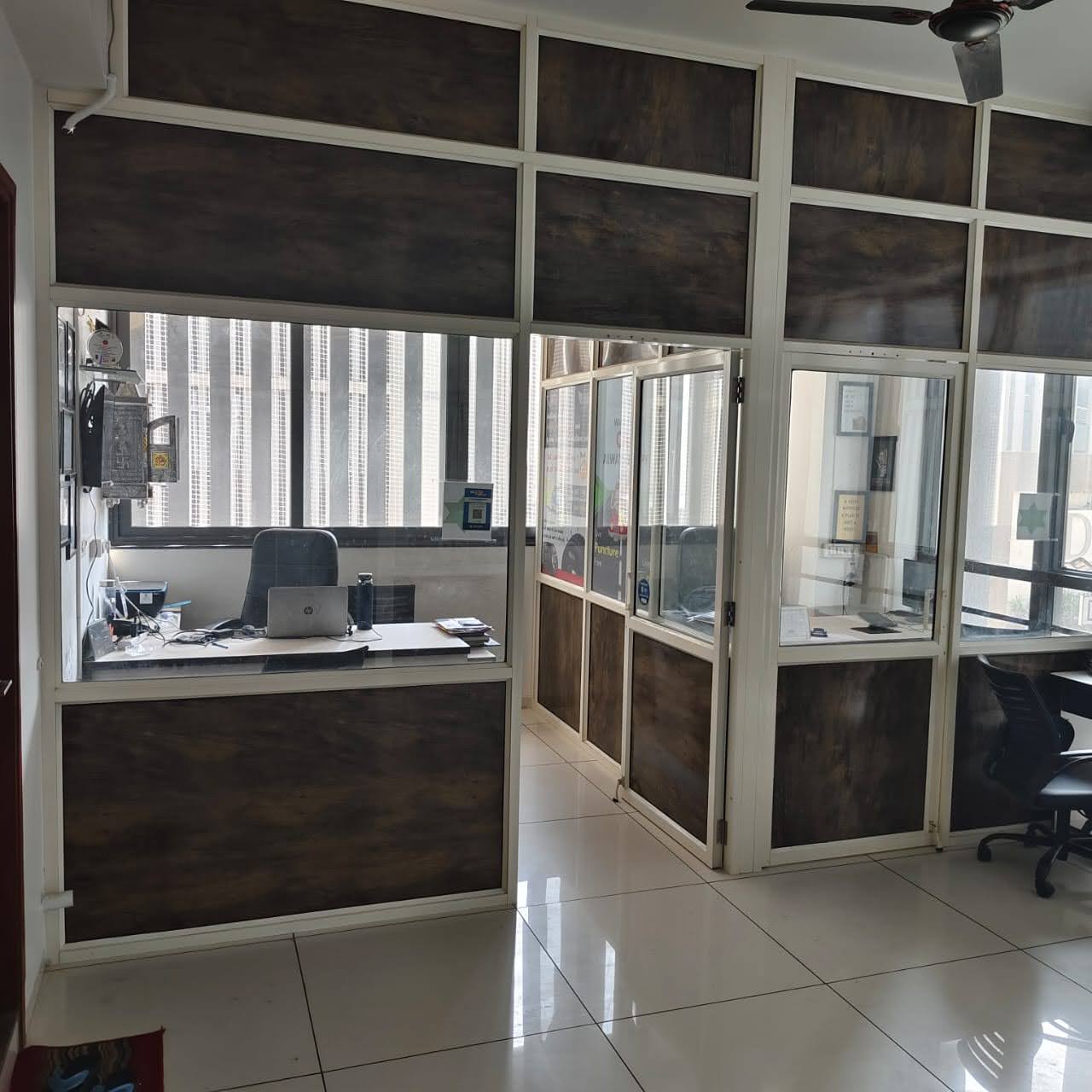 750 Sq. Ft. Commercial Office for Rent in Gota Ahmedabad - Media 5
