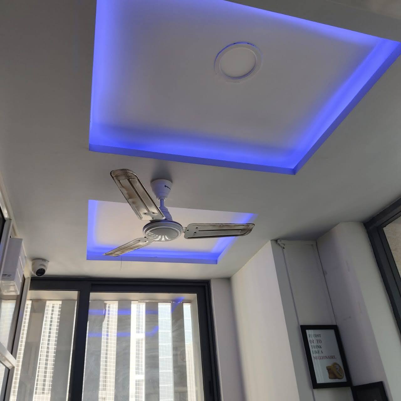 750 Sq. Ft. Commercial Office for Rent in Gota Ahmedabad
