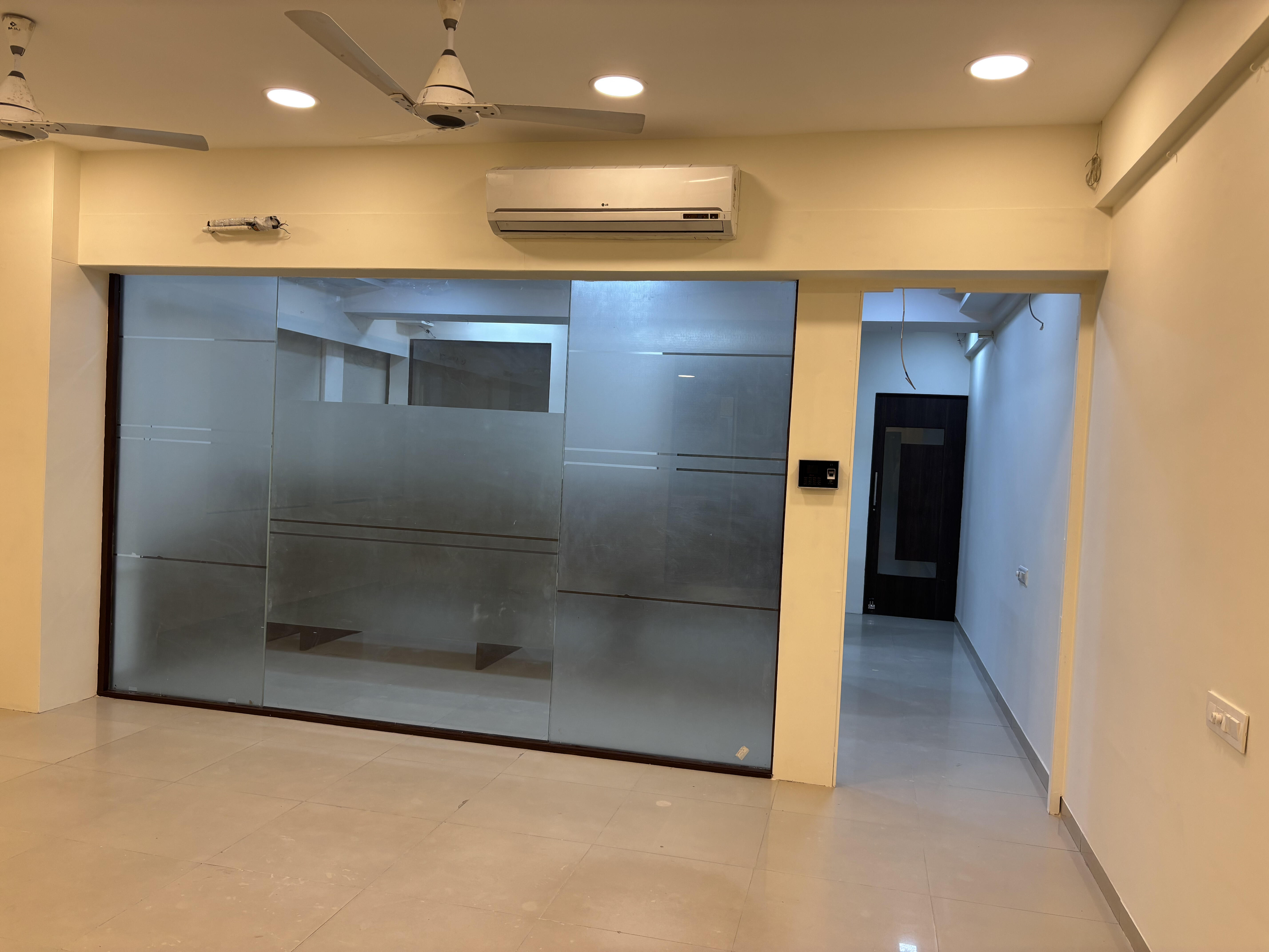 1240 Sq. Ft. Commercial Office for Rent in Gulbai Tekra Ahmedabad - Media 2
