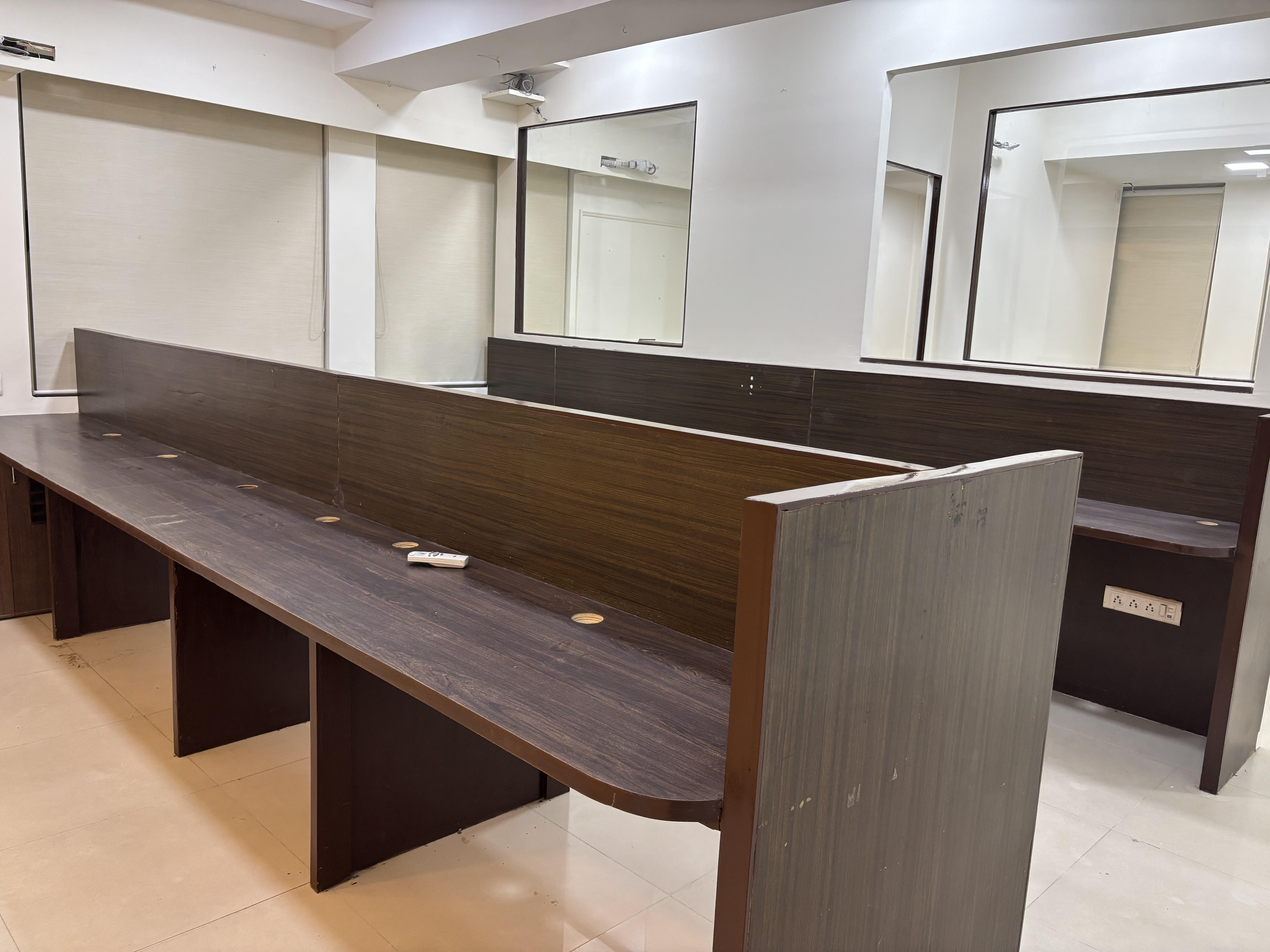 1240 Sq. Ft. Commercial Office for Rent in Gulbai Tekra Ahmedabad - Media 5