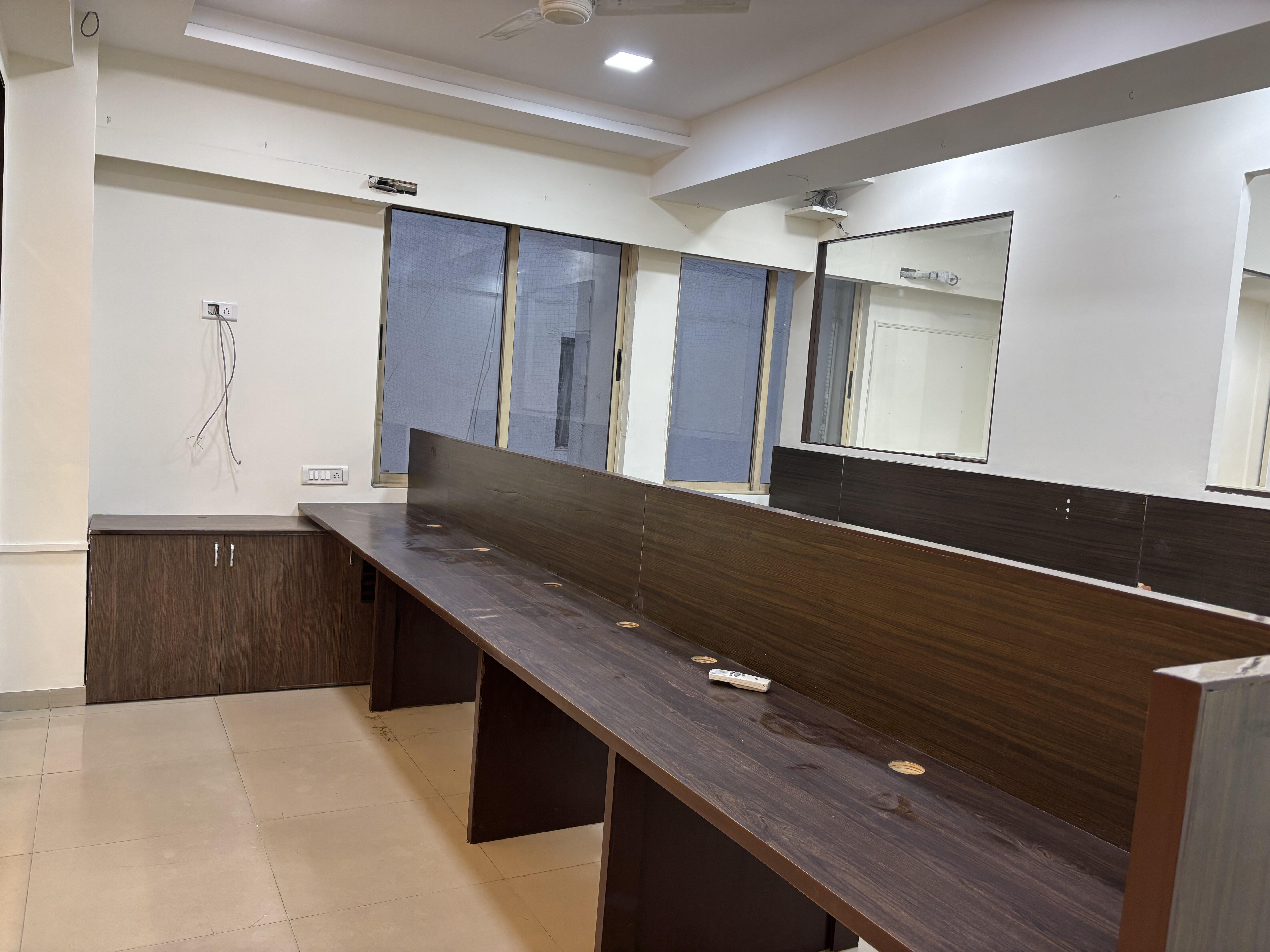 1240 Sq. Ft. Commercial Office for Rent in Gulbai Tekra Ahmedabad - Media 6