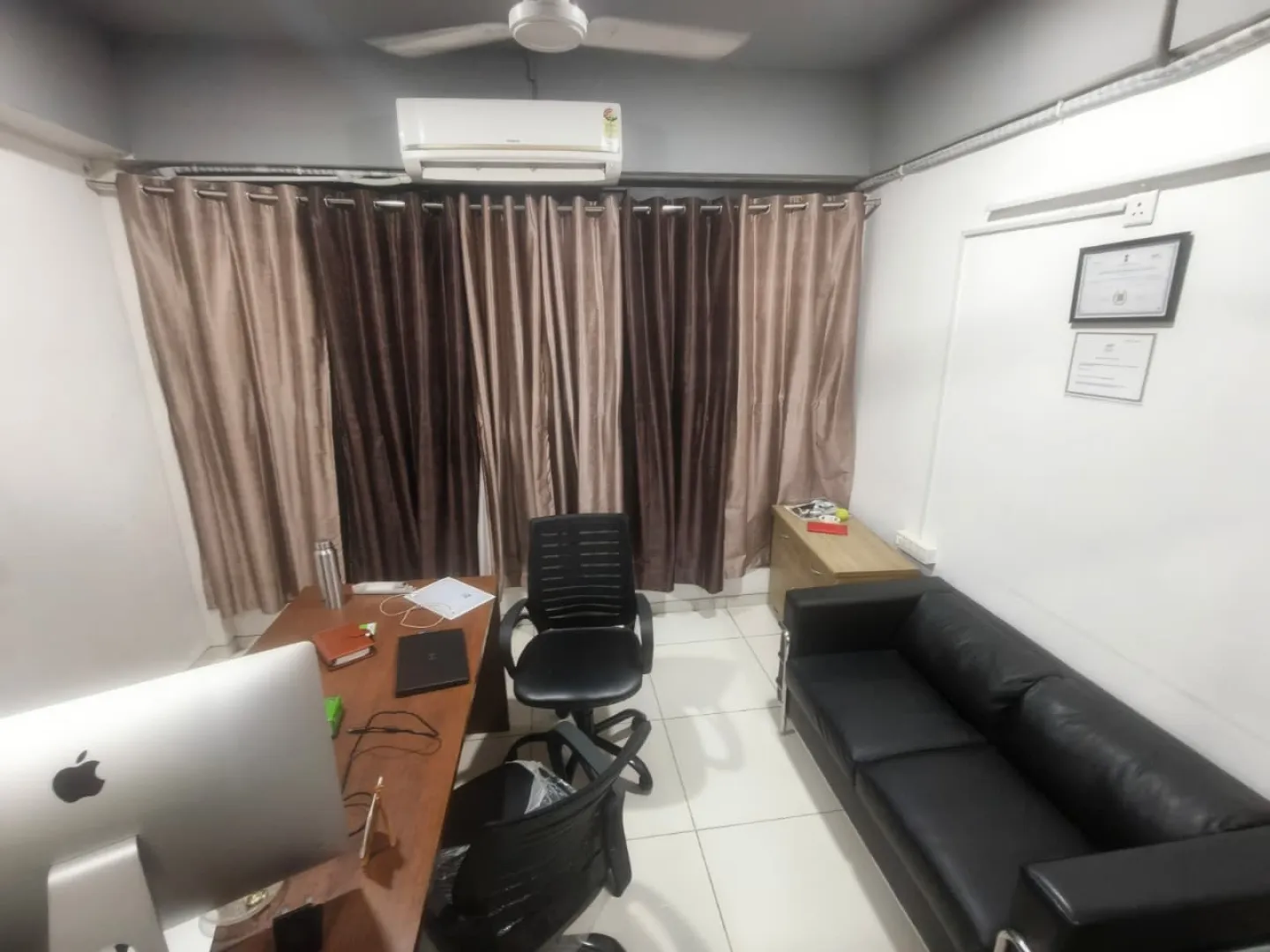 873 Sq. Ft. Commercial Office for Rent in Gota Ahmedabad - Media 4