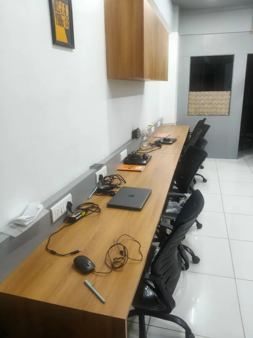 873 Sq. Ft. Commercial Office for Rent in Gota Ahmedabad - Media 3