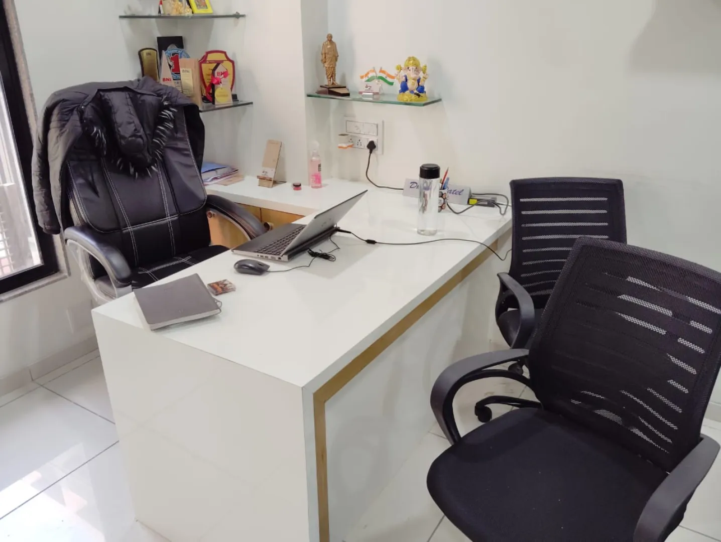 720 Sq. Ft. Commercial Office for Rent in Ashram Road Ahmedabad - Media 6