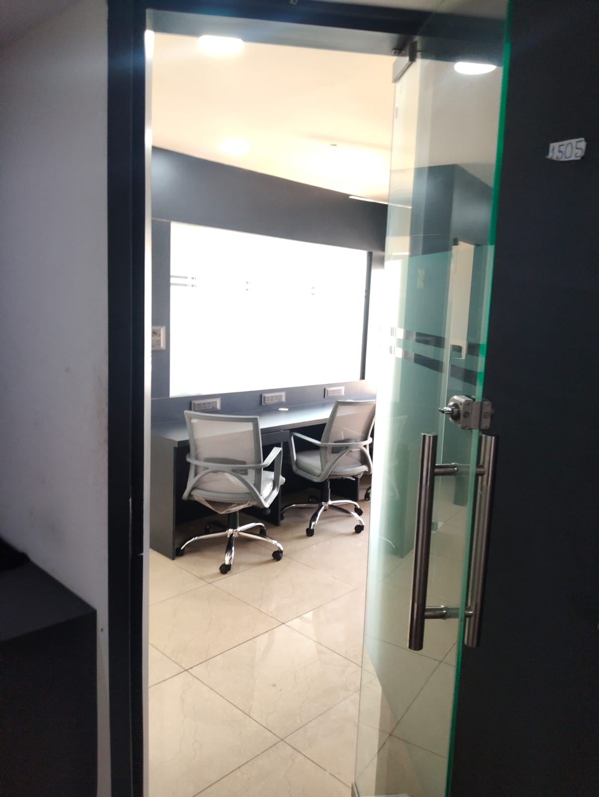 585 Sq. Ft. Commercial Office for Rent in Ashram Road Ahmedabad - Media 8