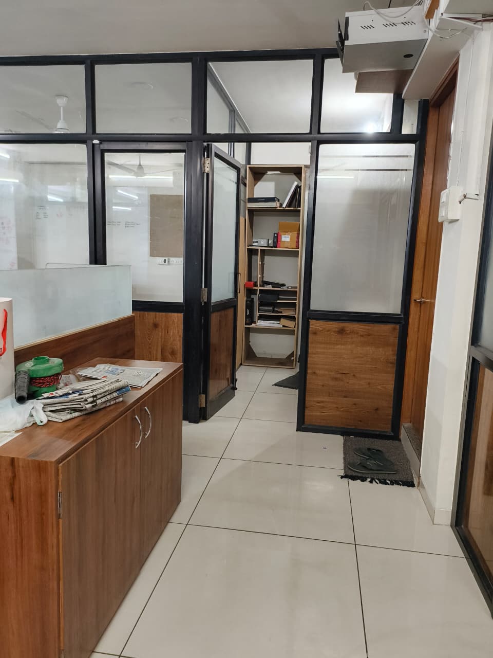 1330 Sq. Ft. Commercial Office for Rent in Gota Ahmedabad - Media 5