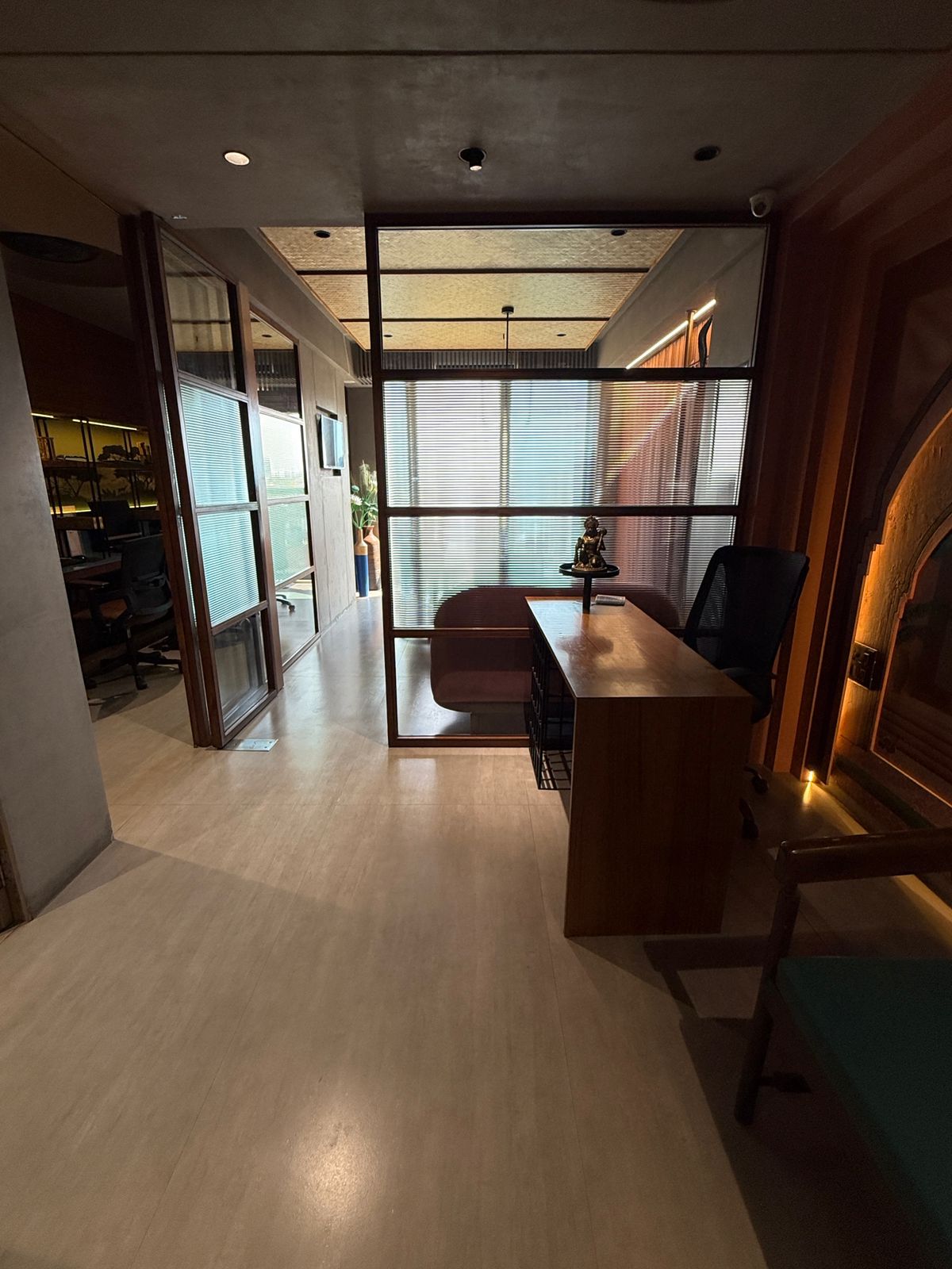 Office 750 Sq. Ft. Commercial Office for Rent in Science City Ahmedabad - Media 4