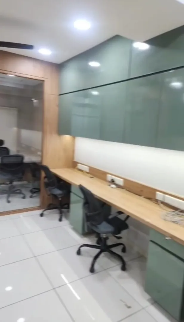 720 Sq. Ft. Commercial Office for Rent in Ashram Road Ahmedabad - Media 9