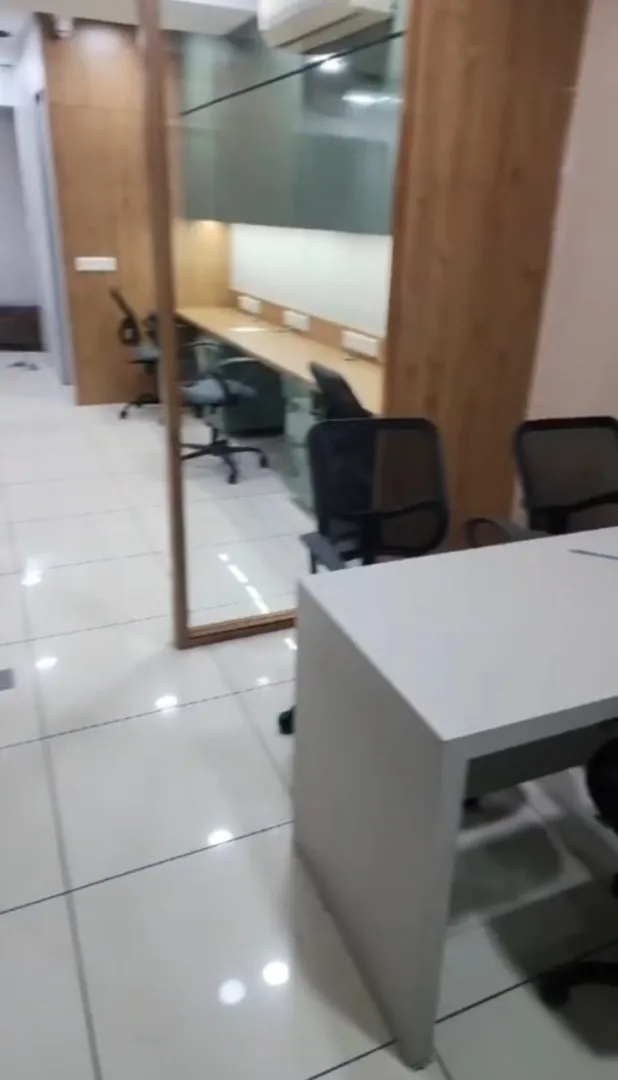 720 Sq. Ft. Commercial Office for Rent in Ashram Road Ahmedabad