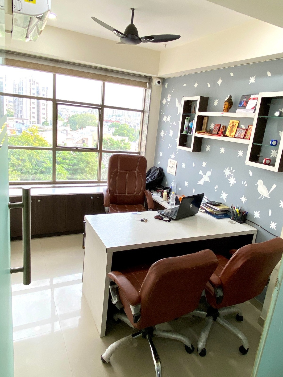 465 Sq. Ft. Commercial Office for Rent in Memnagar/gurukul Ahmedabad - Media 3
