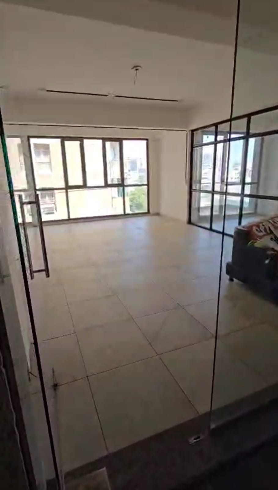 Office 1060 Sq. Ft. Commercial Office for Rent in Memnagar/gurukul Ahmedabad - Media 5