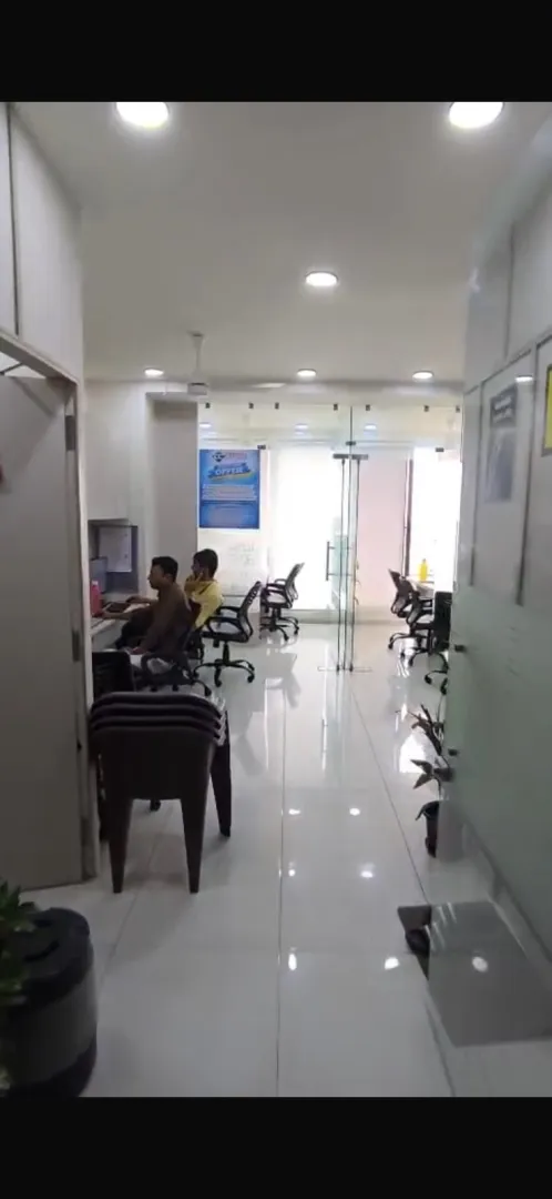 Office 875 Sq. Ft. Commercial Office for Rent in Vastrapur Ahmedabad - Media 5