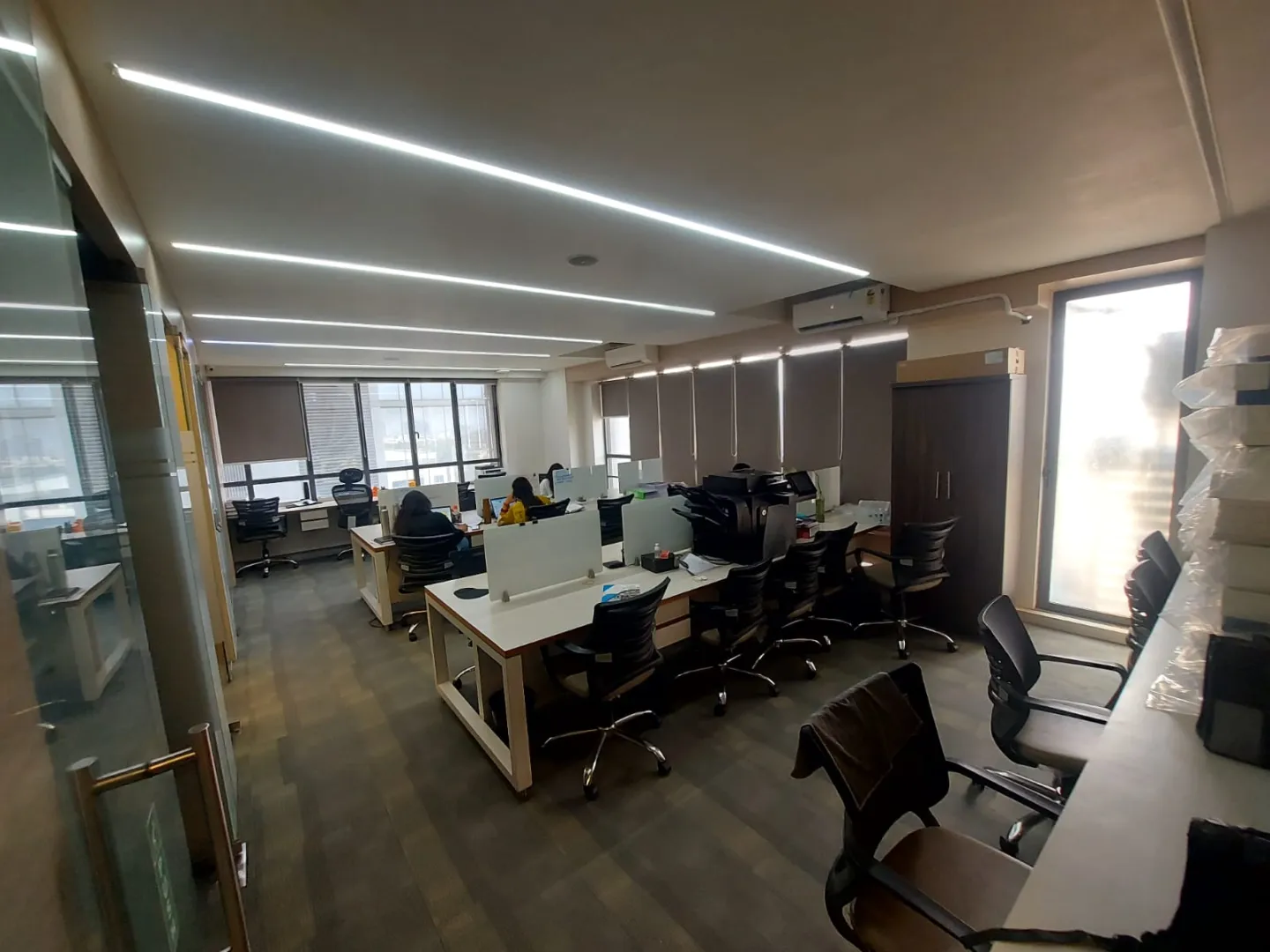 1658 Sq. Ft. Commercial Office for Rent in Thaltej Ahmedabad - Media 5