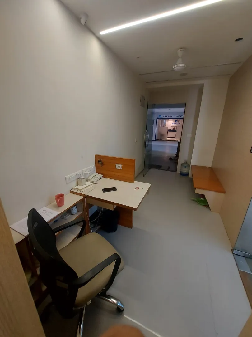 1658 Sq. Ft. Commercial Office for Rent in Thaltej Ahmedabad - Media 17