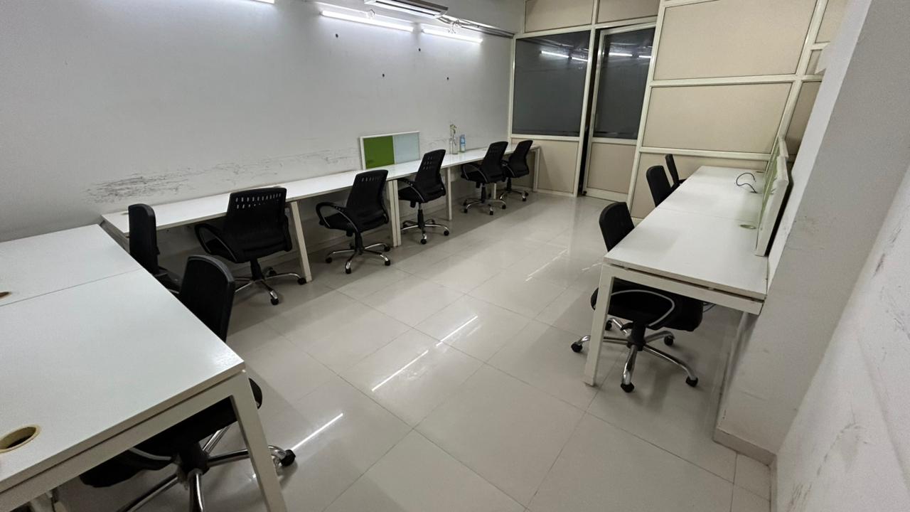 685 Sq. Ft. Commercial Office for Rent in Science City Ahmedabad