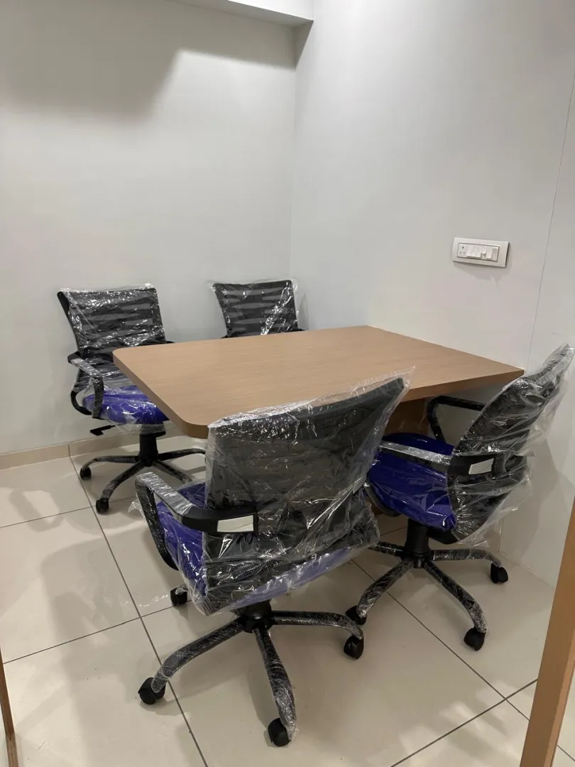 1102 Sq. Ft. Commercial Office for Rent in Gota Ahmedabad - Media 9