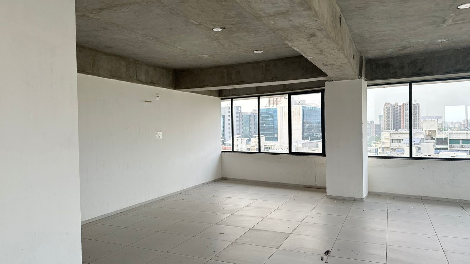 Office Commercial Office for Rent in Sola Ahmedabad - Media 3