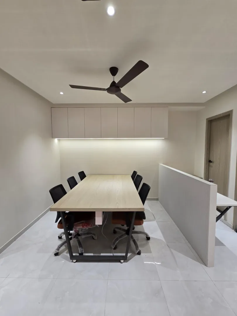 Office 750 Sq. Ft. Commercial Office for Rent in Vaishnodevi Ahmedabad - Media 8