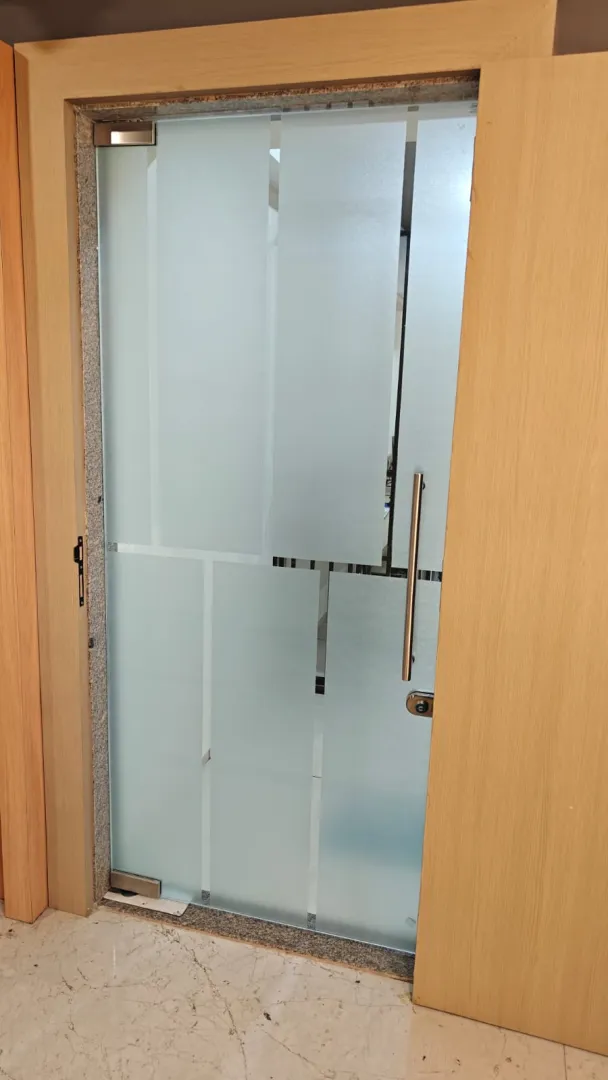 Office 595 Sq. Ft. Commercial Office for Rent in Ashram Road Ahmedabad - Media 7