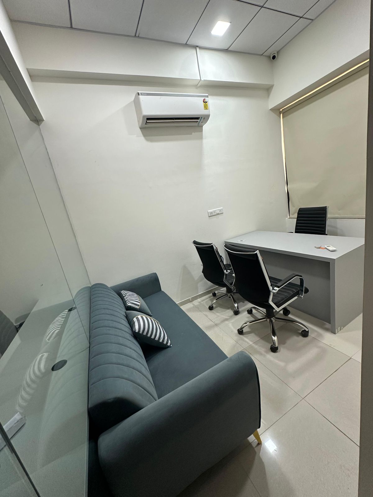 Office Commercial Office for Rent in Science City Ahmedabad - Media 7