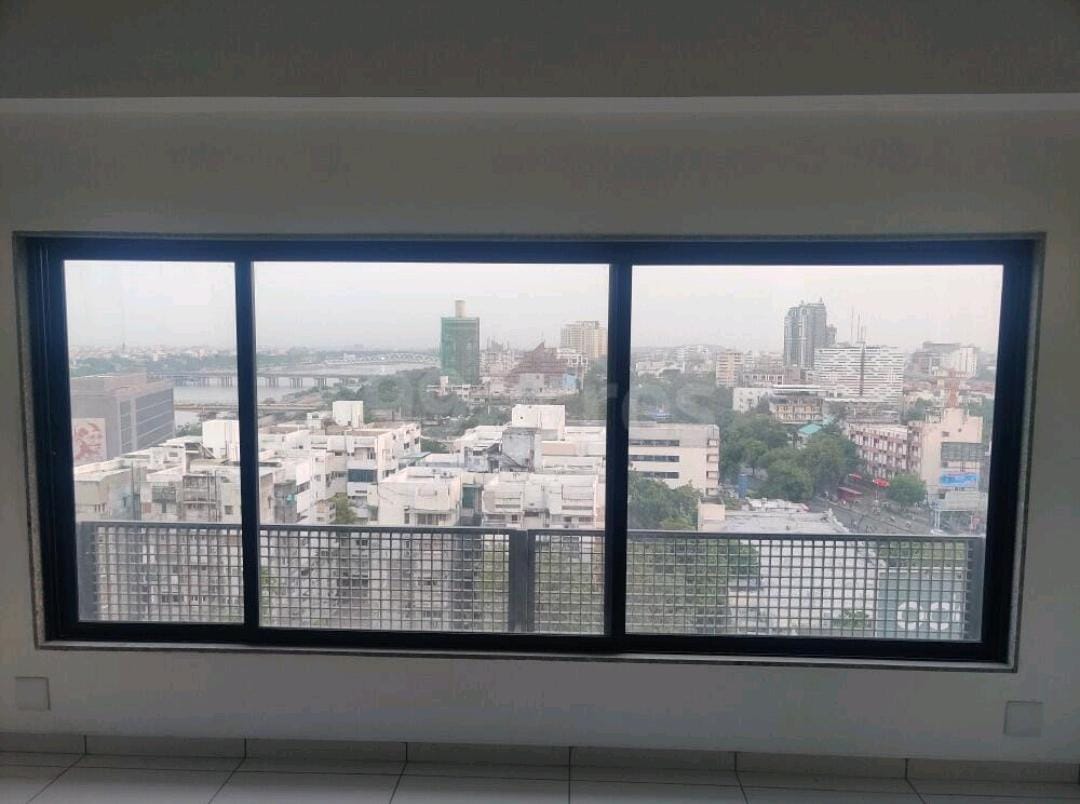 Commercial Office for Rent in Ashram Road Ahmedabad - Media 2