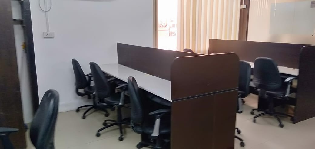 Office 832 Sq. Ft. Commercial Office for Rent in Thaltej Ahmedabad - Media 12
